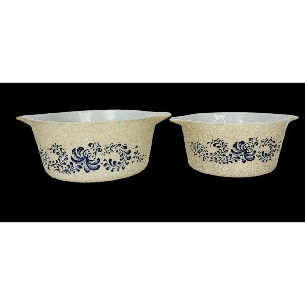 Vintage 70s Pyrex 